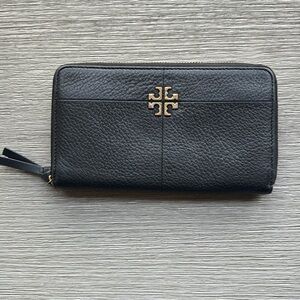Tory Burch Black Leather Wallet
